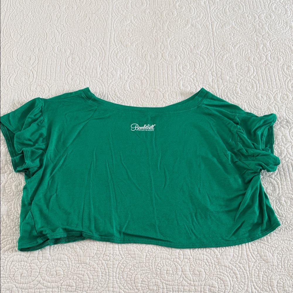 Bombshell Cropped Tee